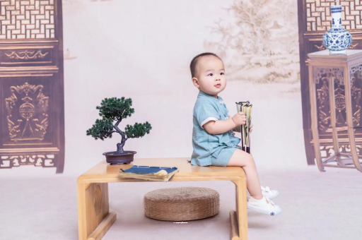 广州供卵包男孩宝宝发烧退不下去